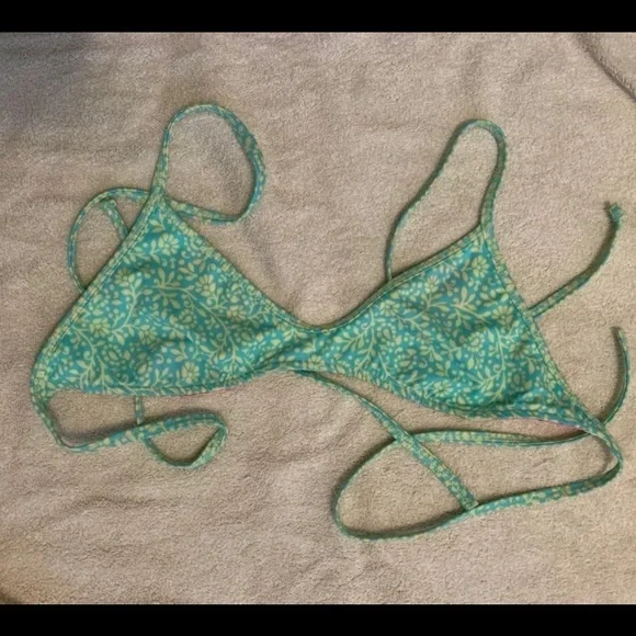 Reversible printed Bikini top - Picture 3 of 4
